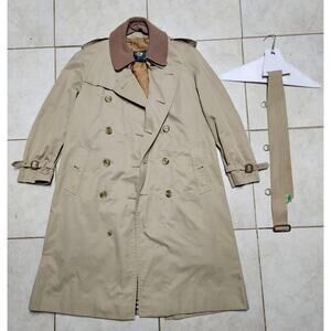 Vintage Burberrys London Burberry trench coat wool liner and collar size 50 reg